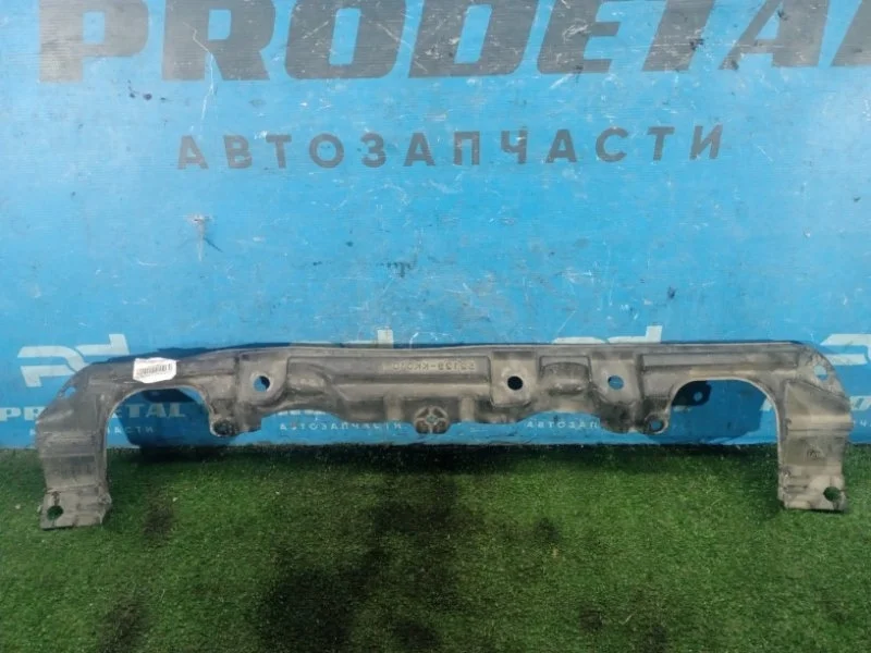 Накладка бампера передняя Toyota Fortuner 1GD-FTV