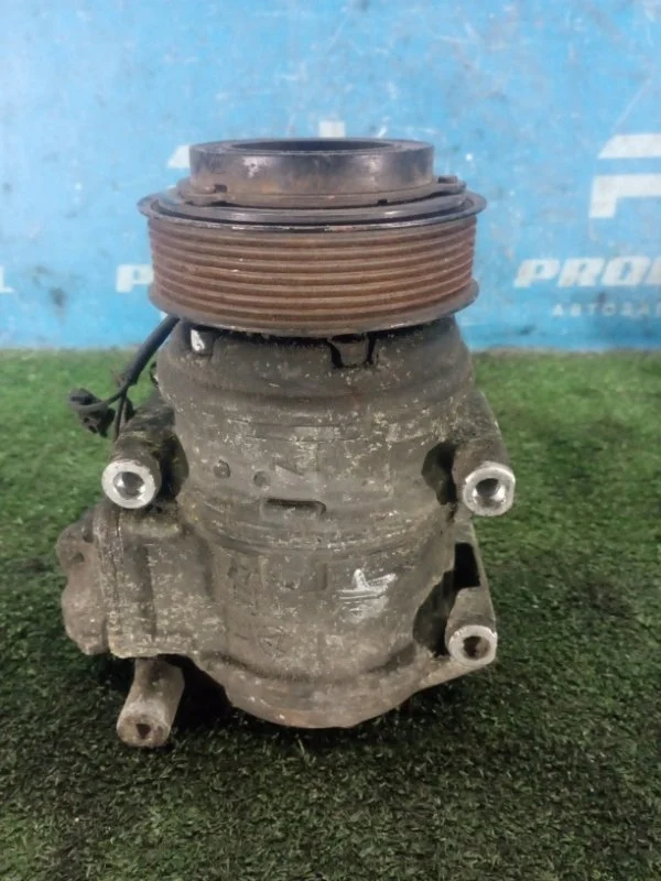 Компрессор кондиционера Kia Sorento 2002-2009