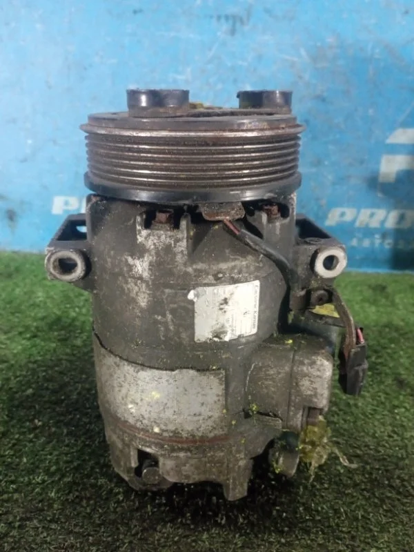 Компрессор кондиционера Nissan Qashqai J10