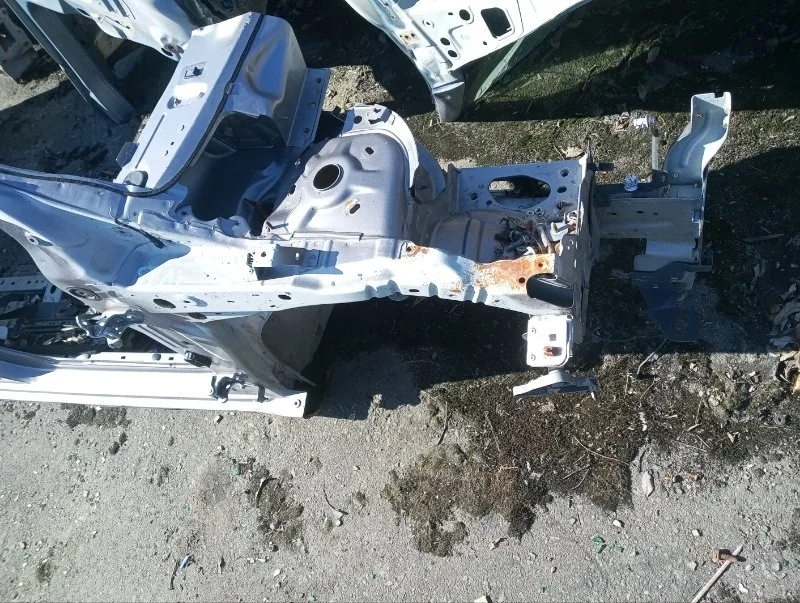 Лонжерон передний правый Renault Fluence 2010-2017