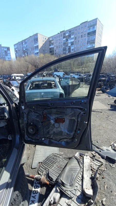 Моторчик стеклоподъемника передний правый