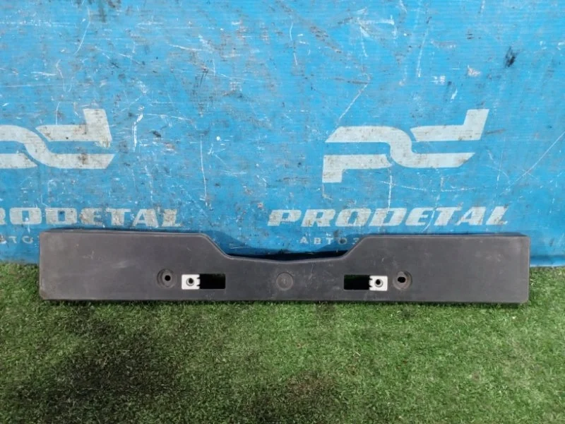 Накладка бампера передняя Toyota RAV4 КРОССОВЕР