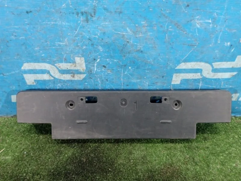 Накладка бампера передняя Toyota Land Cruiser 200