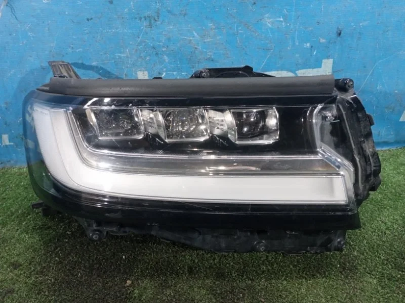 Фара передняя правая Toyota Land Cruiser 300 2021>