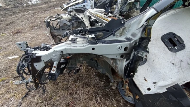 Лонжерон передний левый Renault Fluence K4M