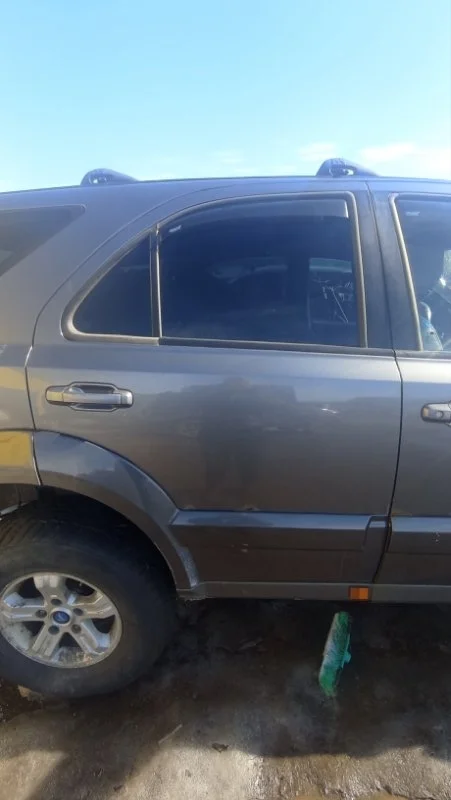 Дверь задняя правая Kia Sorento 2002-2009