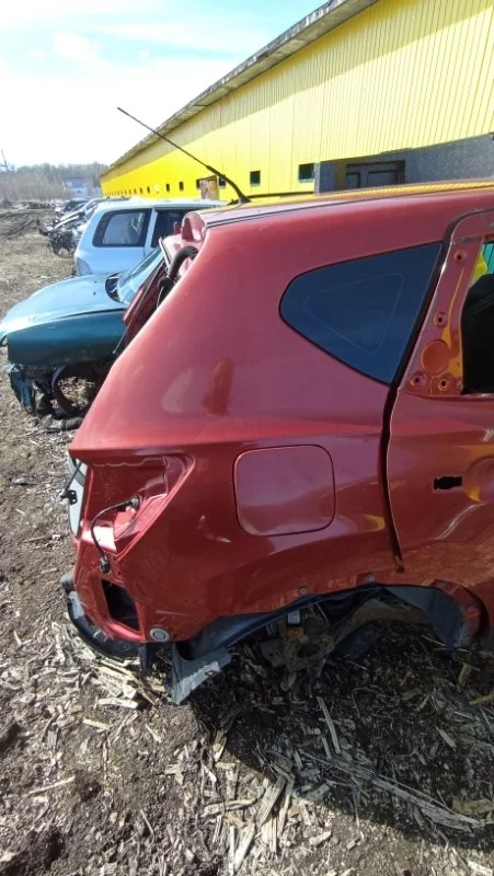 Крыло заднее правое Nissan Qashqai J10 2006-2014
