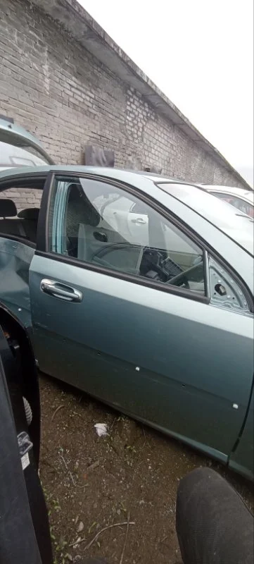 Дверь передняя правая Chevrolet Lacetti F16D3