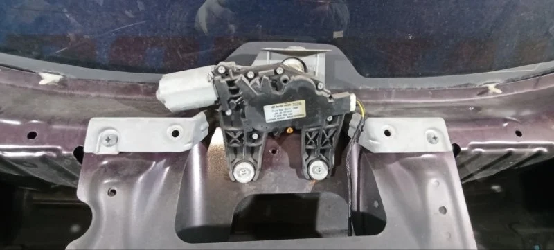 Моторчик стеклоочистителя задний Ssang Yong Kyron