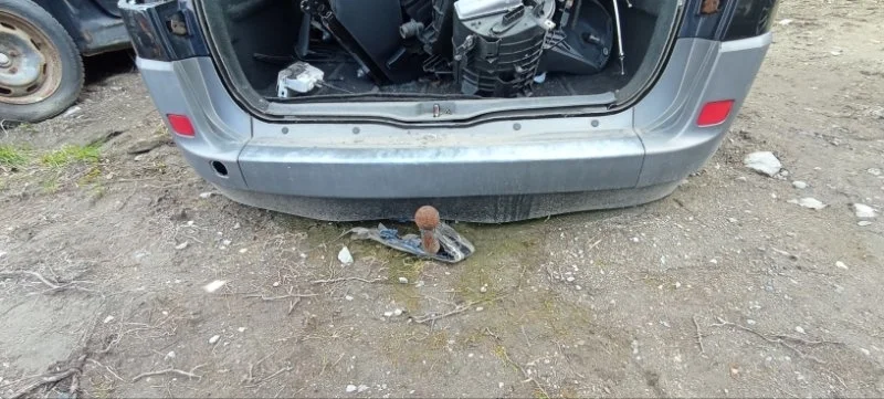 Бампер задний Renault Scenic 2 2003-2009