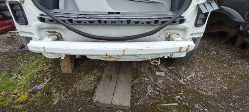 Усилитель бампера задний Skoda Fabia BZG 2007-2015