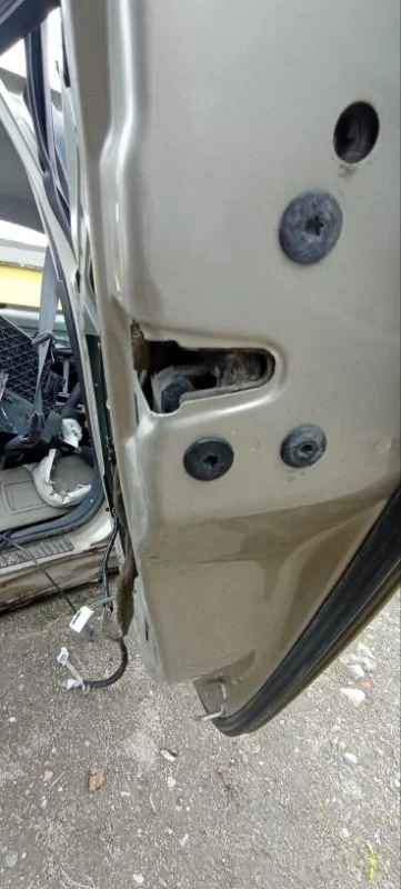 Замок двери задний правый Renault Megane 2 1.5