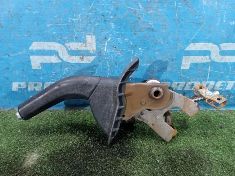 Рычаг стояночного тормоза Kia Ceed G4FJ 2012-2018