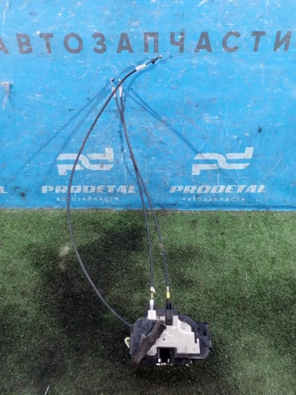 Замок двери задний левый Nissan Qashqai J10