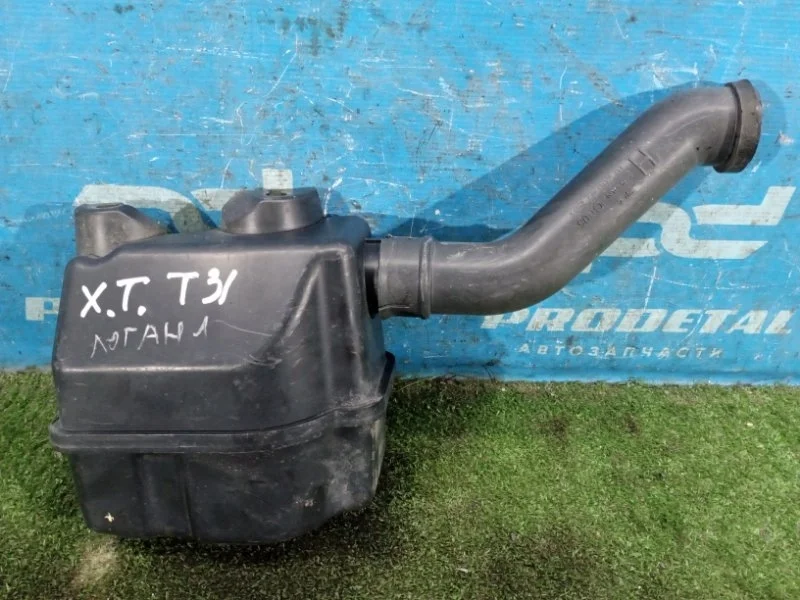 Резонатор воздушного фильтра Nissan X-Trail T31