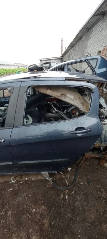 Дверь задняя левая Peugeot 308 1.6 16V EP6CDT