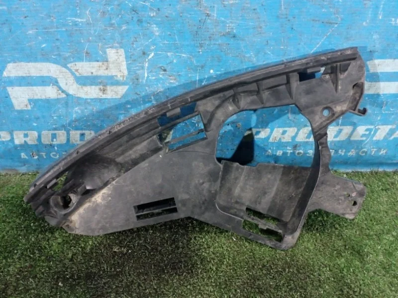 Крепление бампера переднее левое Volvo XC60