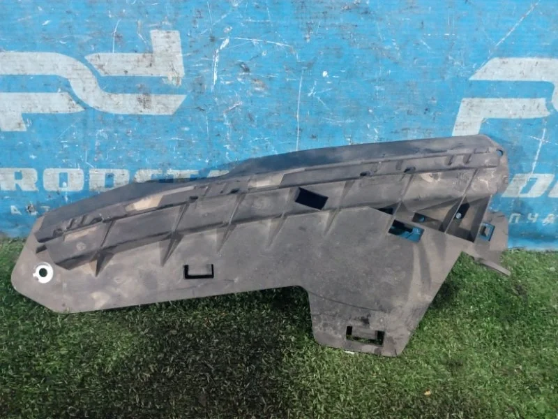 Кронштейн бампера передний левый Volvo XC70