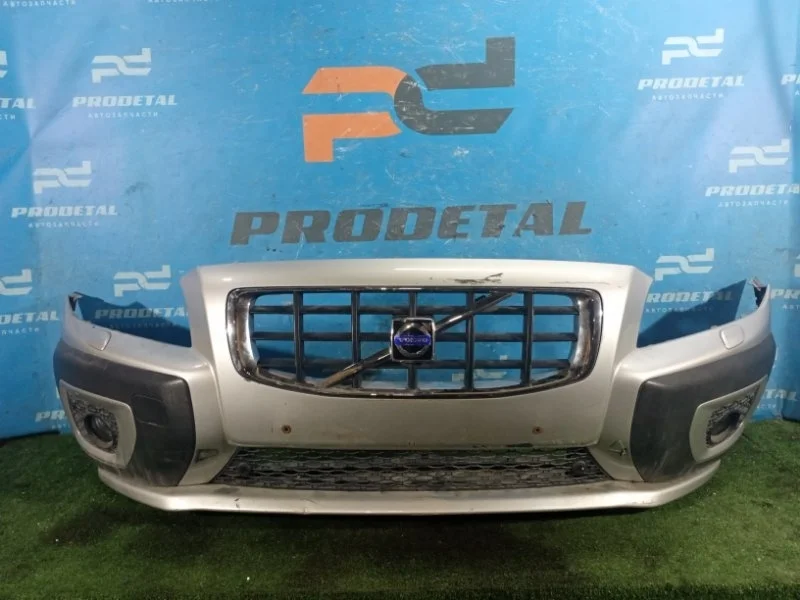 Бампер передний Volvo XC70 2007-2016