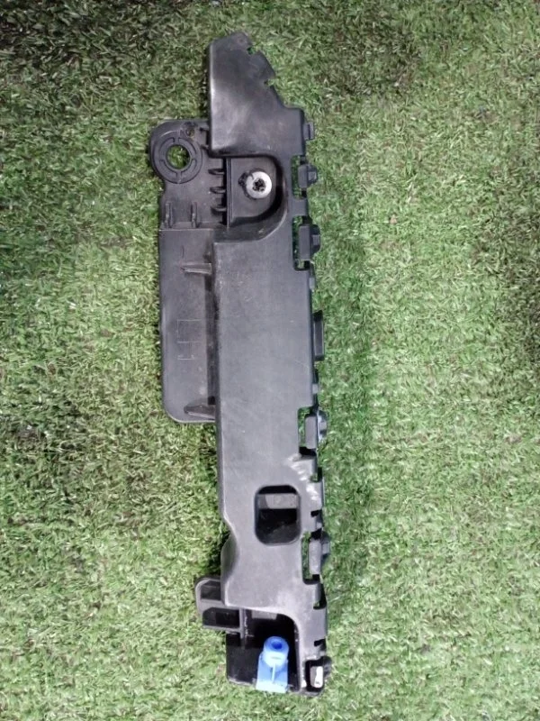 Кронштейн бампера передний левый Chevrolet Cruze