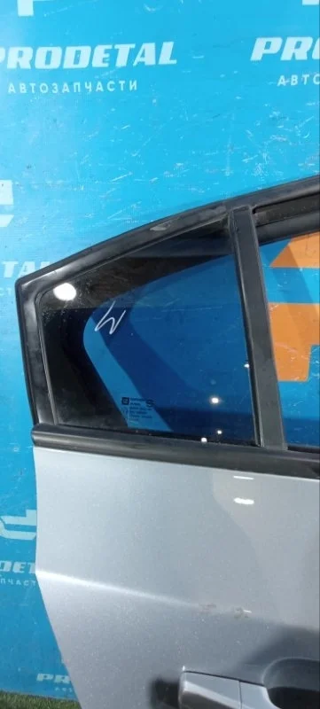 Форточка двери задняя правая Chevrolet Cruze 1.6