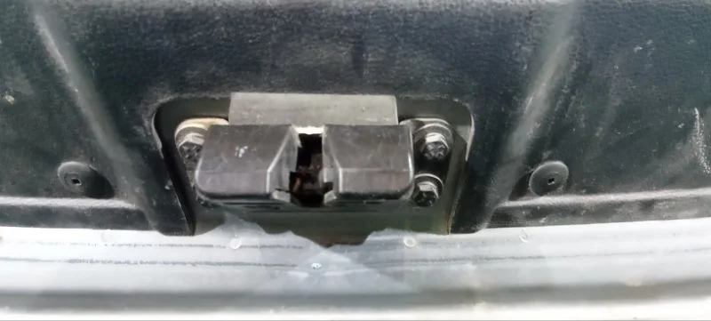 Замок двери багажника Ssang Yong Action