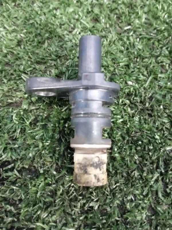 Датчик положения коленвала Volvo XC60 2008-2017