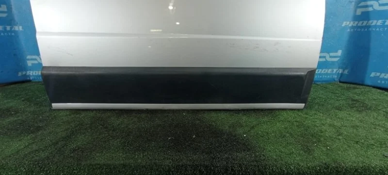 Молдинг двери передний правый Volvo XC70 2007-2016