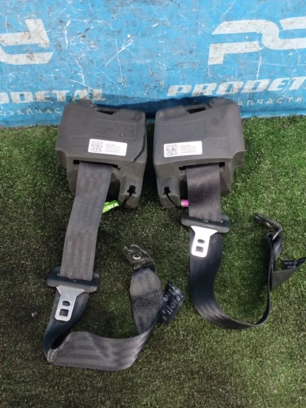 Ремень безопасности с пиропатроном задний правый