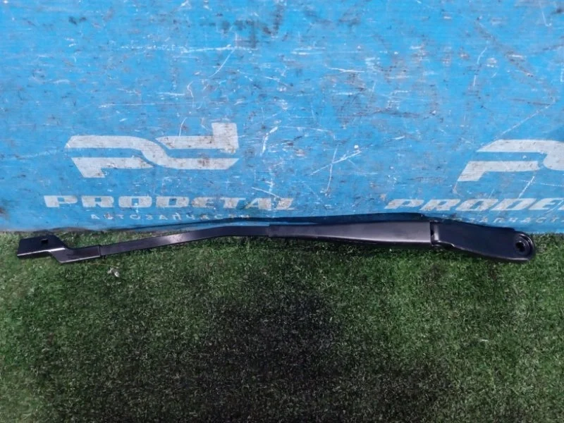 Поводок стеклоочистителя передний левый Volvo XC60