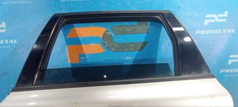 Стекло двери заднее левое Volvo XC70 2007-2016