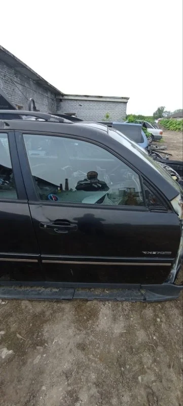 Дверь передняя правая Ssang Yong Rexton