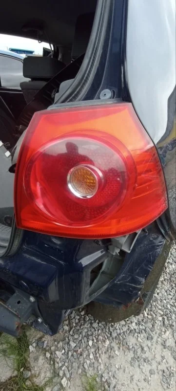 Фонарь наружный задний правый Volkswagen Golf 5
