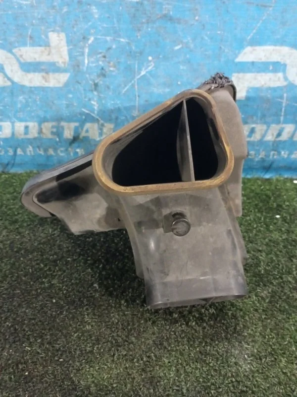 Резонатор воздушного фильтра Chevrolet Cruze 1.6