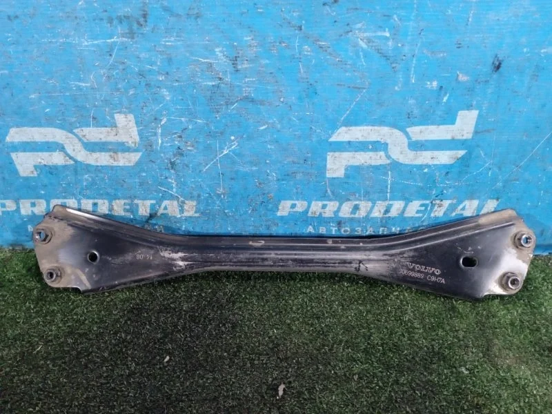 Балка передняя Volvo XC60 2008-2017