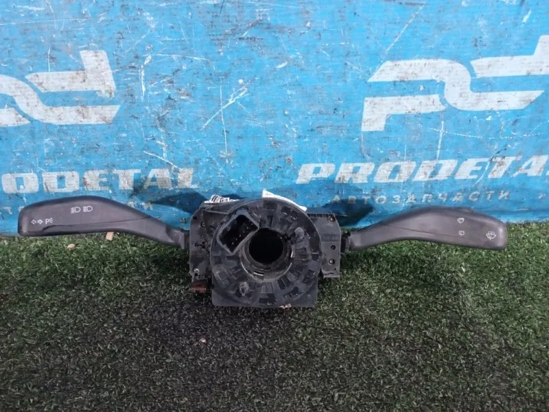 Переключатель подрулевой Volkswagen Polo 2001-2009