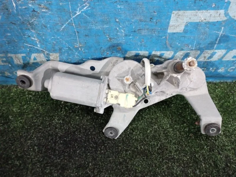 Моторчик стеклоочистителя задний Subaru Tribeca B9