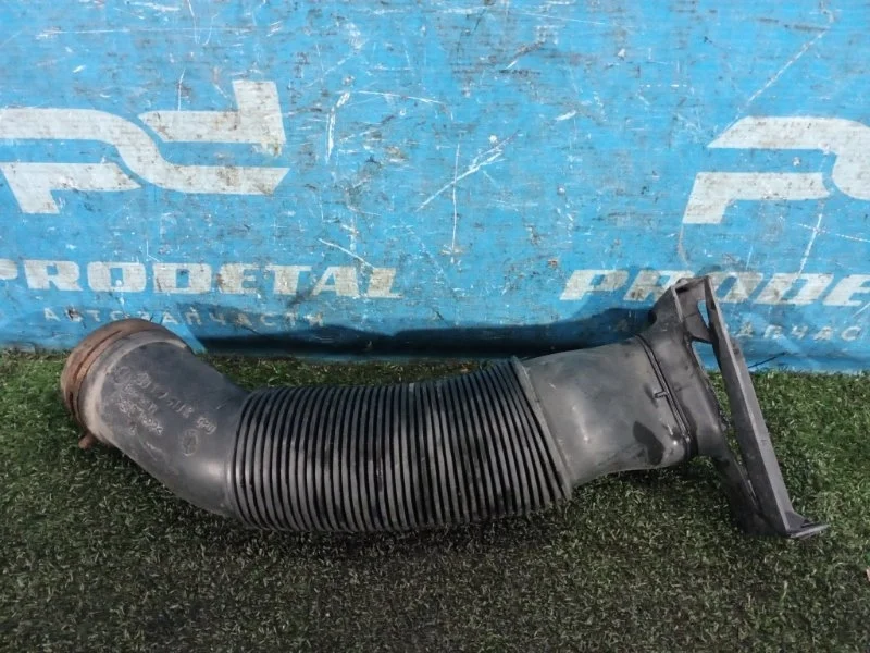 Патрубок воздушного фильтра Skoda Roomster