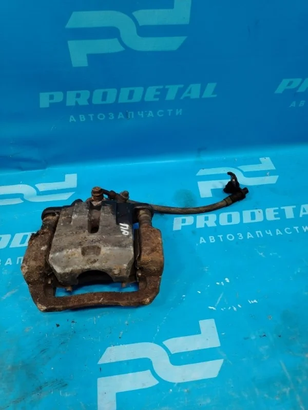 Суппорт тормозной задний правый Subaru Tribeca B9