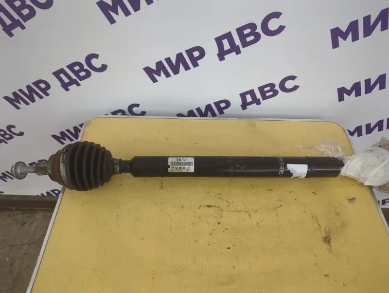 Привод передний правый volkswagen golf 6 CBZ 2012