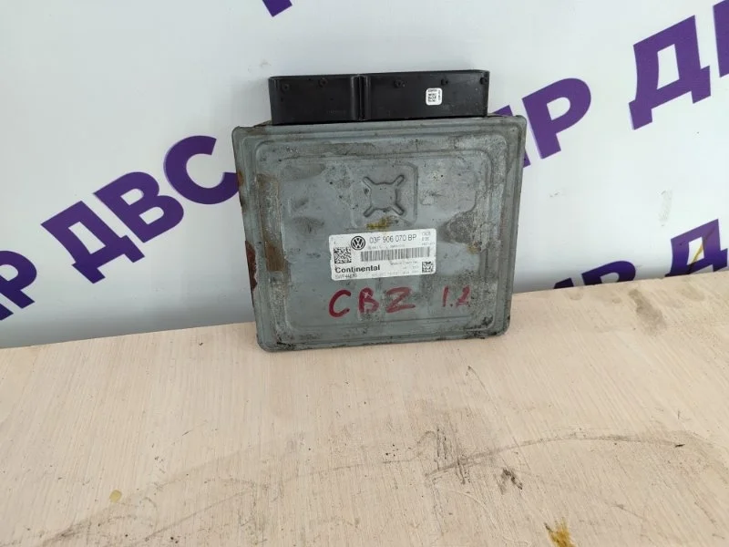Блок управления двигателем volkswagen golf 6 CBZ