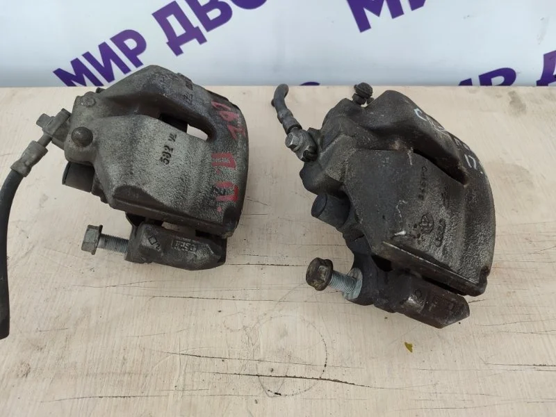 Суппорт тормозной передний левый volkswagen golf 6