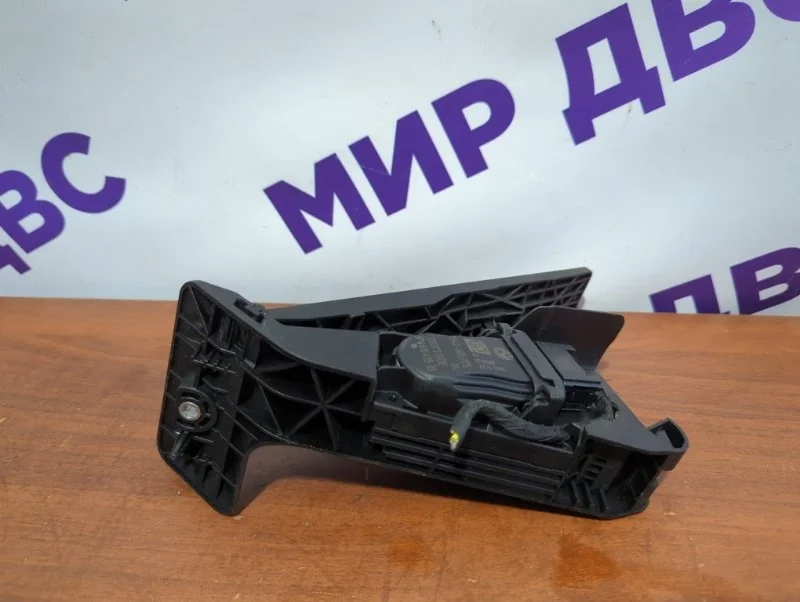 Педаль газа BMW 4 F32-36 N20 2014