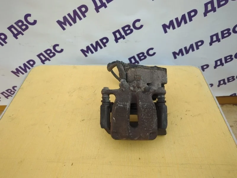 Суппорт тормозной задний правый audi a8 D3 BHT