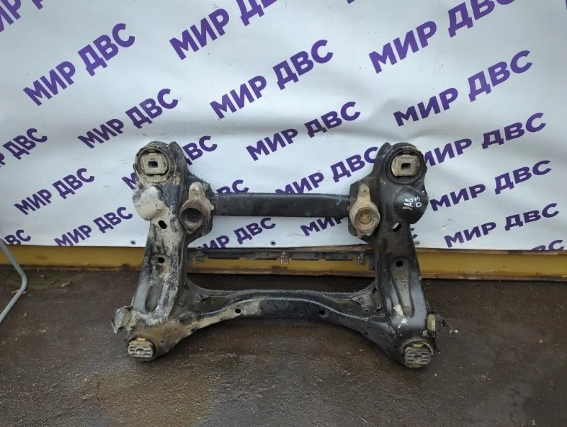 Подрамник передний audi a8 D3 BHT 2004