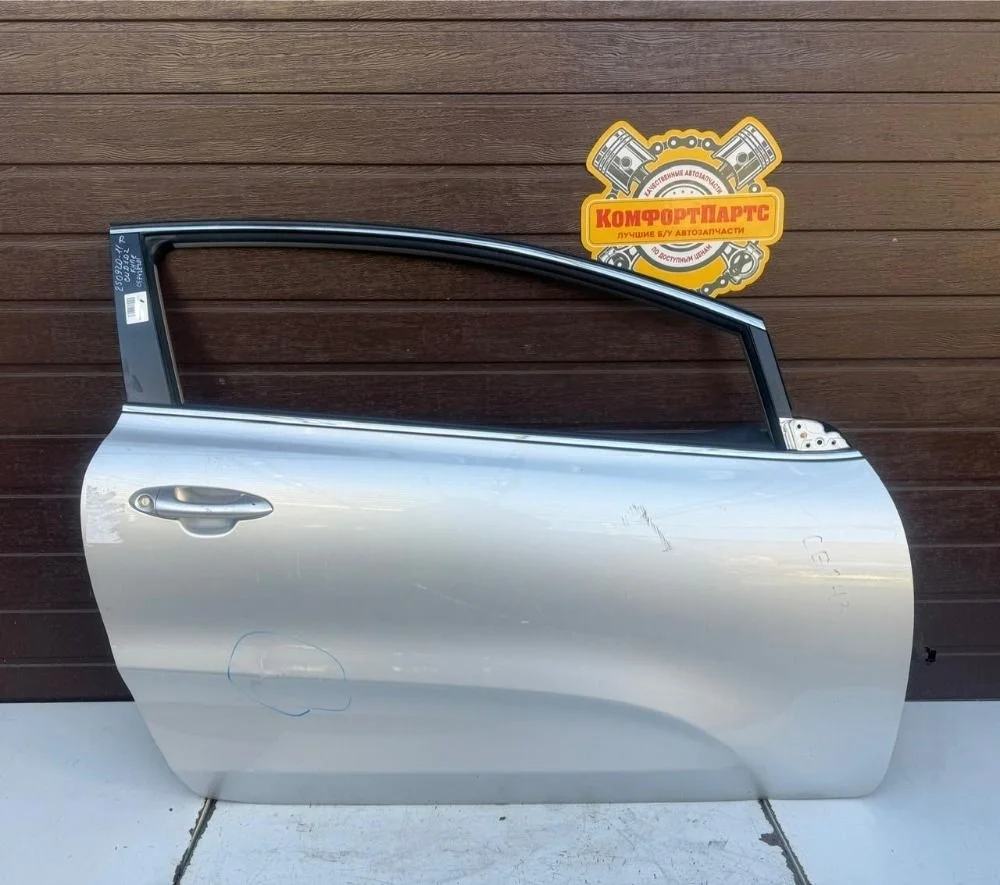 Дверь передняя правая Kia Ceed JD (2012—2015)