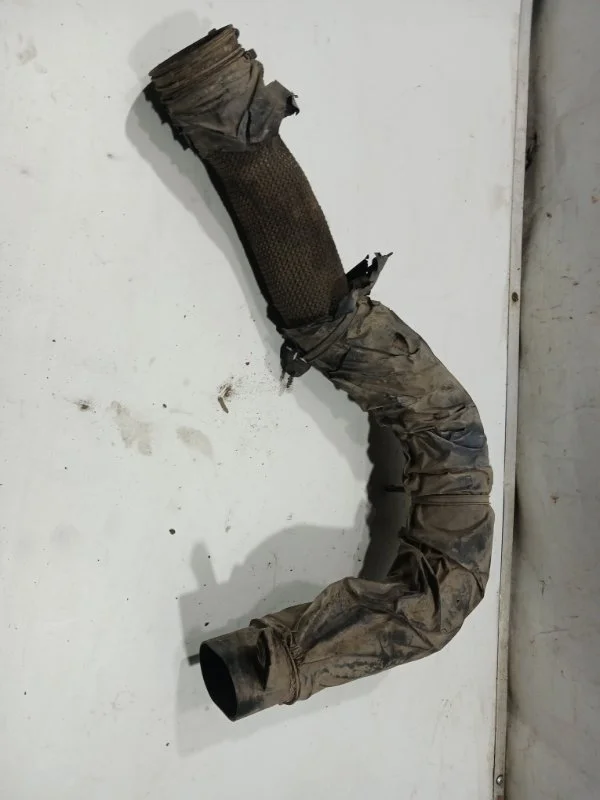 Воздухозаборник Hyundai Santa fe Classic 1