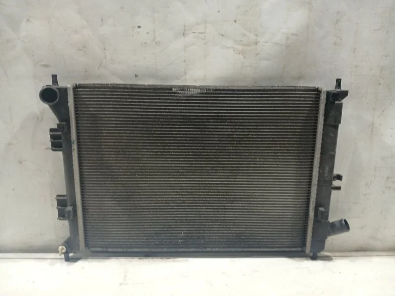 Радиатор охлаждения двигателя KIA CEED 2 2013-2018