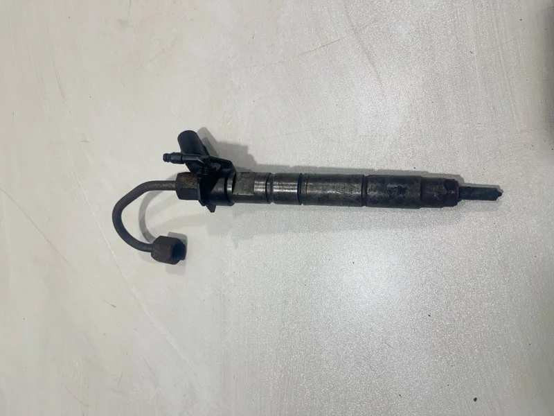 Форсунка топливная KIA Mohave 2008