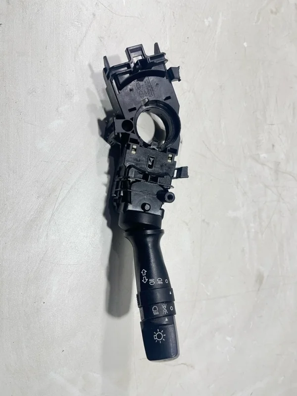 Поворотник KIA CEED 2 2013-2018